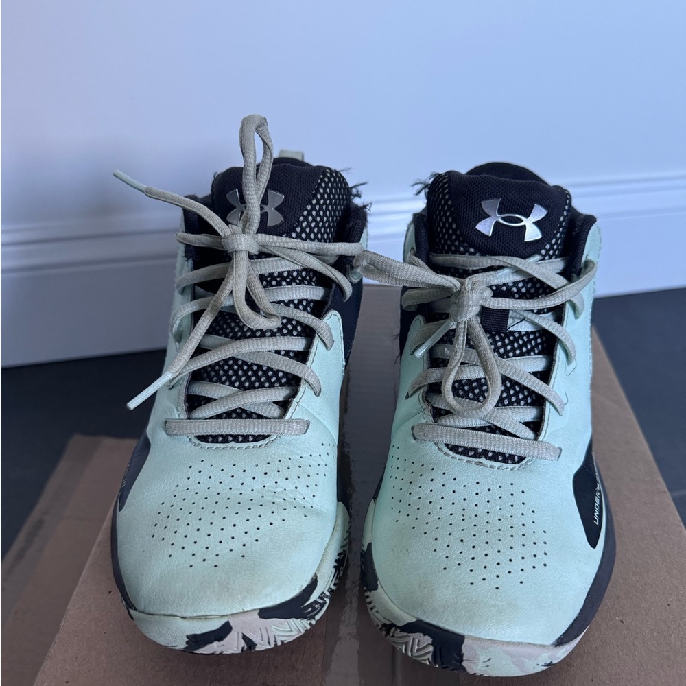 Under Armour Basketball Shoes